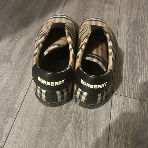 There used in decent condition just looking to get rid of them quick!!! - Picture 3 of 4